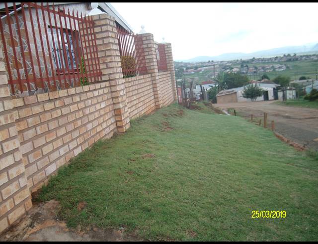 3 BEDROOM FREEHOLD FOR SALE IN MPOPHOMENI